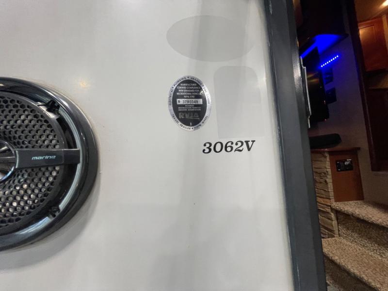 2016 Forest River Vengeance 3062V, $ 0