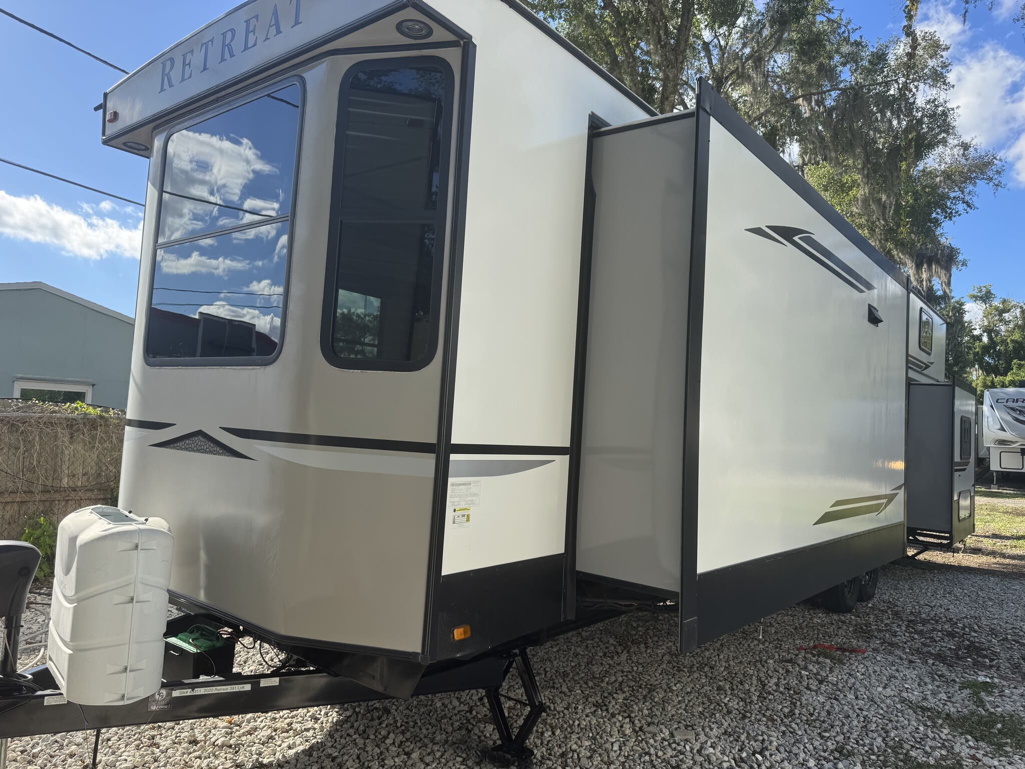 2020 Keystone Retreat 39LOFT, $ 33,299