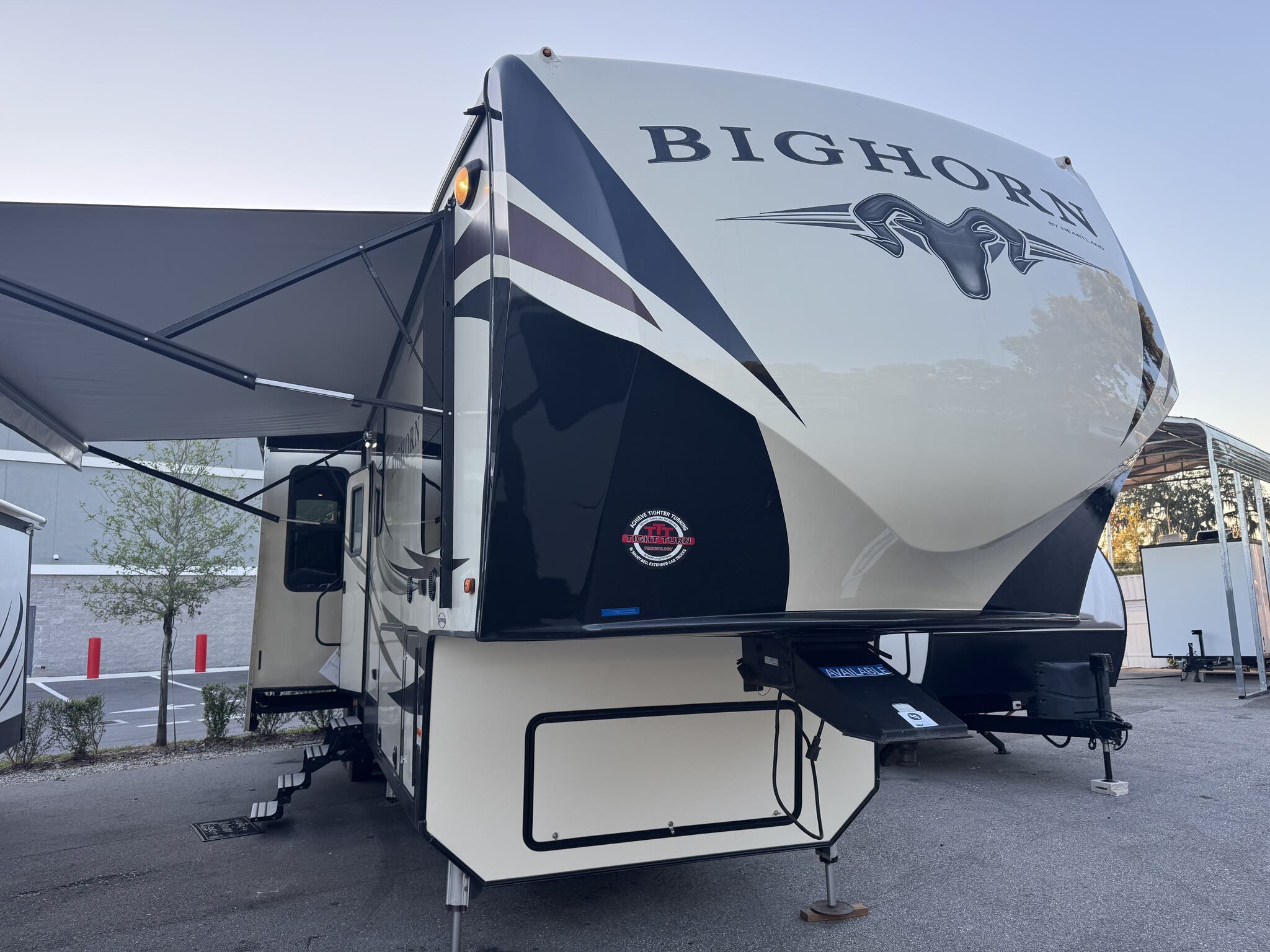 2017 Heartland Bighorn BH 3970 RD, $ 35,950