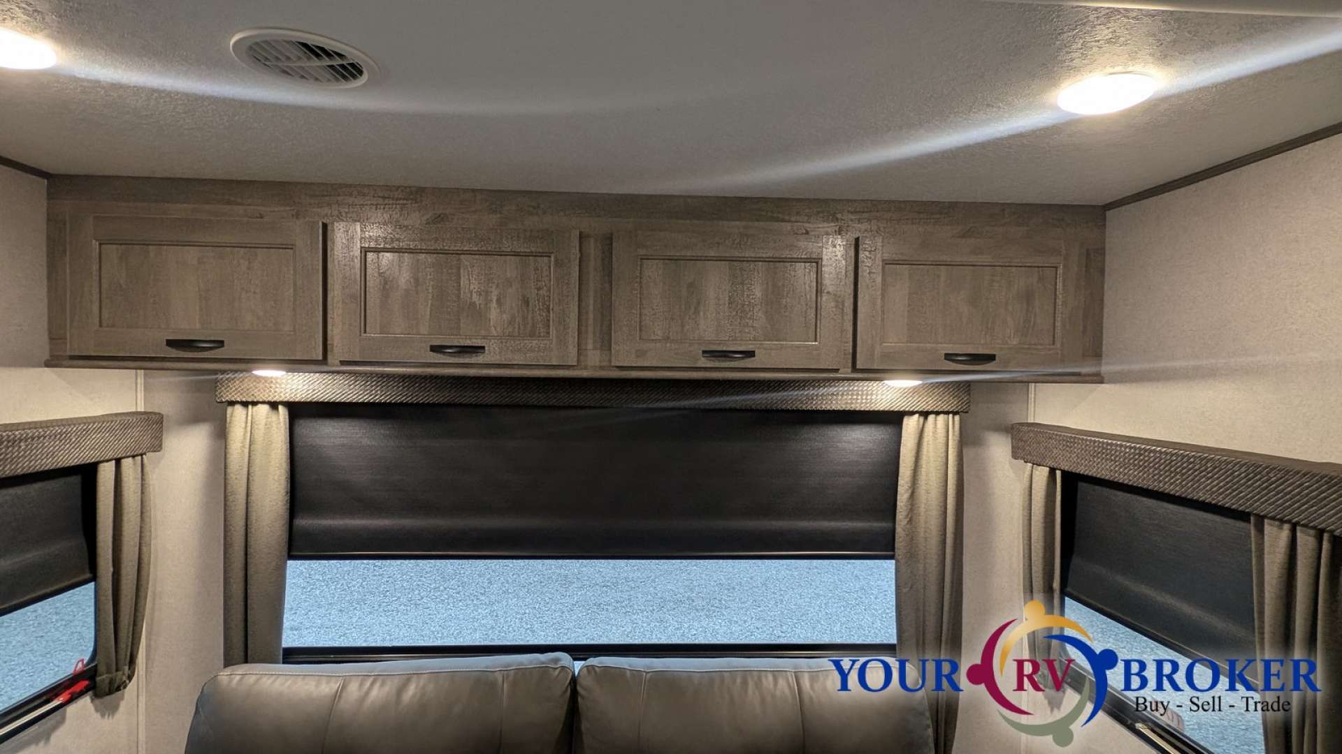 2020 Forest River Vibe 28RL, $ 27,900