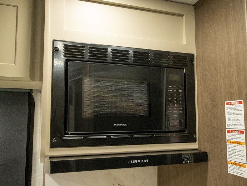 2026 Keystone Cougar Half-Ton (Travel Trailer) 26L, $ 56,244