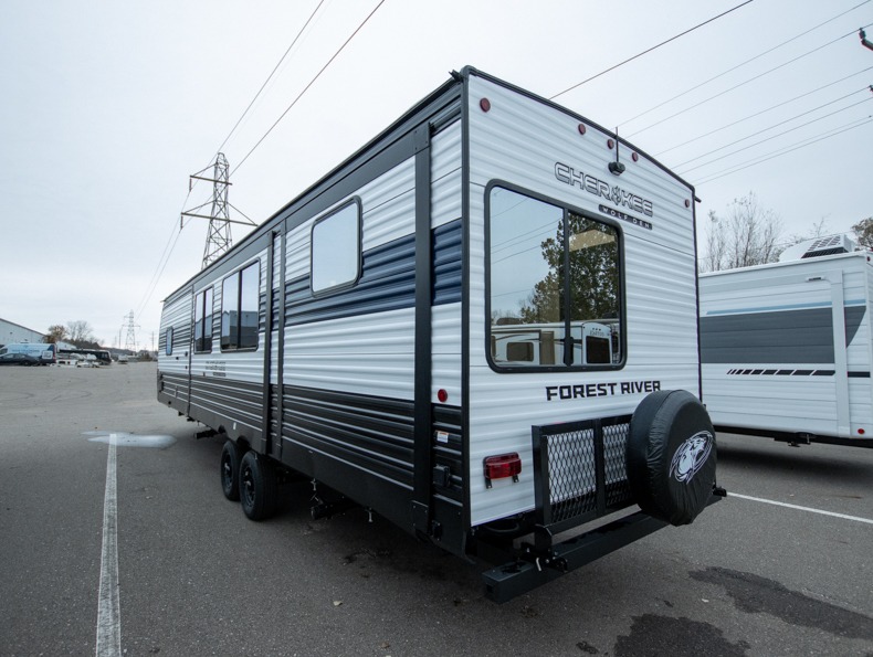 2026 Forest River Cherokee Wolf Den 304SR, $ 39,990