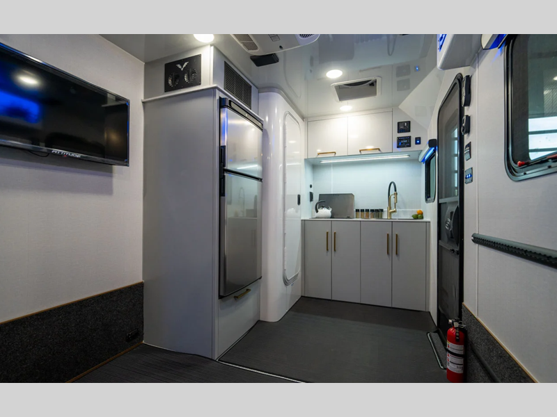 2026 inTech RV Black Wing 724-X, $ 0