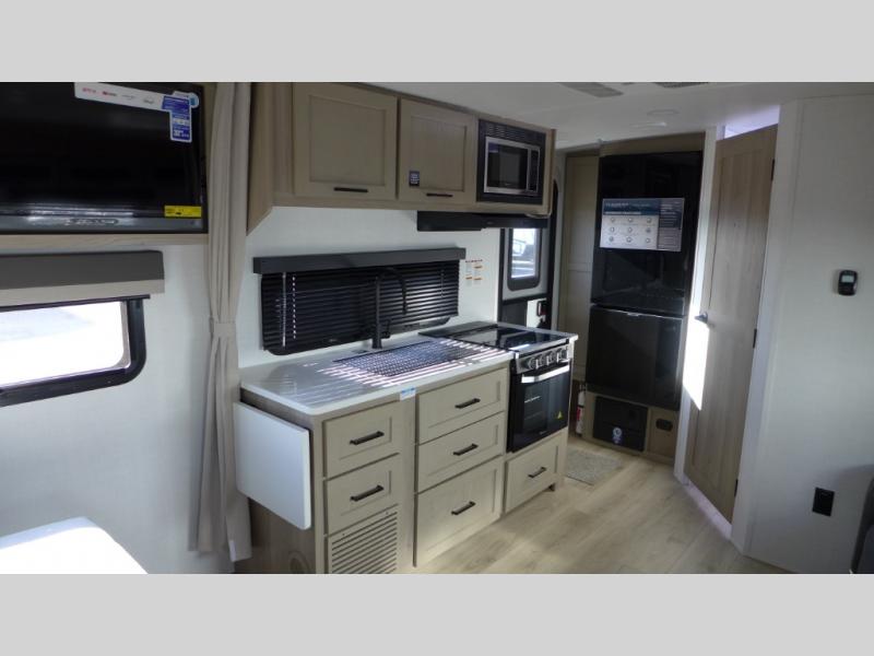 2026 Forest River Flagstaff Micro Lite 21FBRS, $ 38,708