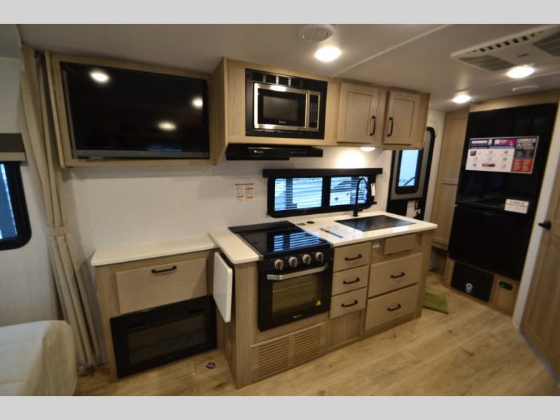 2025 Forest River Rockwood Mini Lite 2205S, $ 47,243