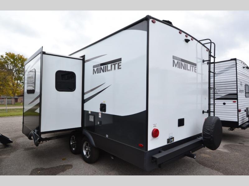 2025 Forest River Rockwood Mini Lite 2205S, $ 47,243