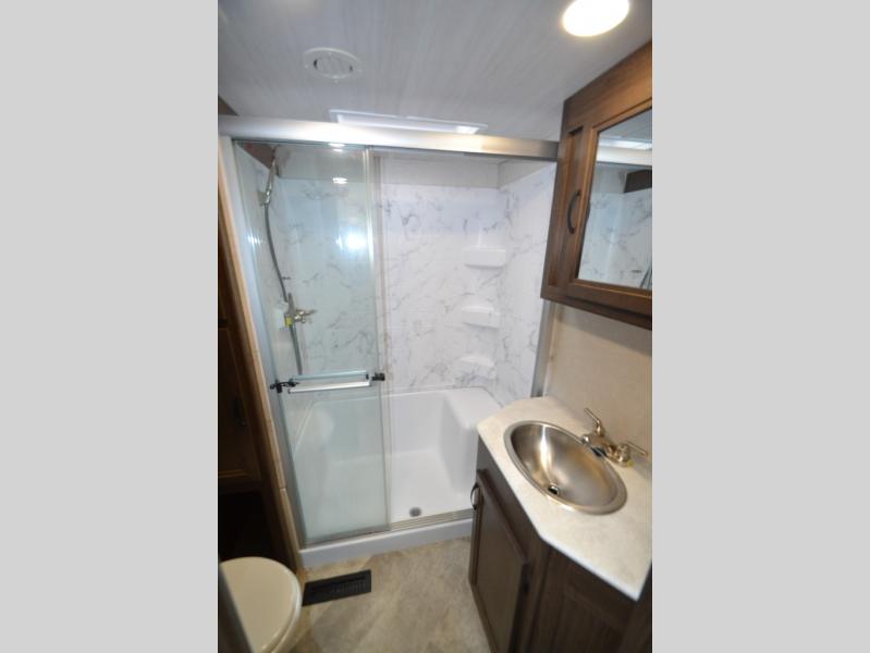 2021 Winnebago Voyage Fifth Wheel V3134RL, $ 0