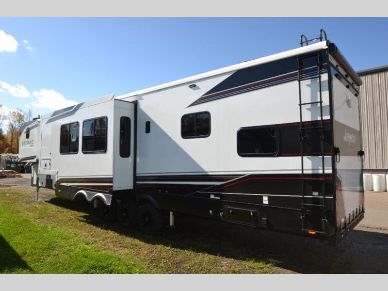 2026 Jayco Seismic 413, $ 142,486