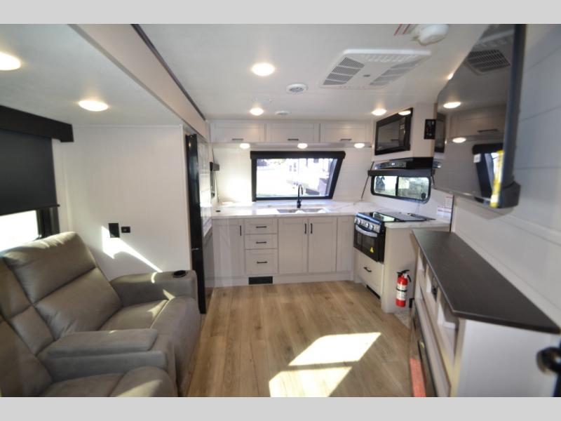2026 Jayco Jay Feather 24FK, $ 57,481