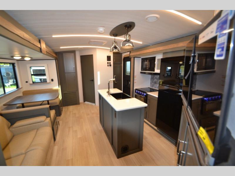 2026 Keystone Bullet Premium 330BKQ, $ 62,244