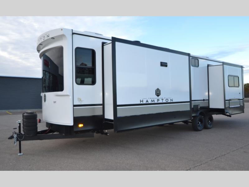 2026 CrossRoads Hampton 372FDB, $ 0