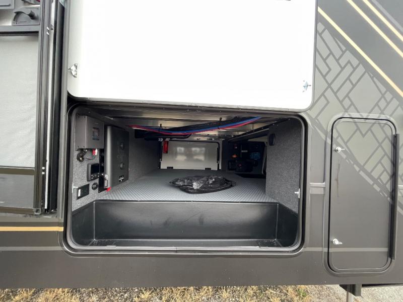 2026 Keystone Raptor 441HB, $ 189,173