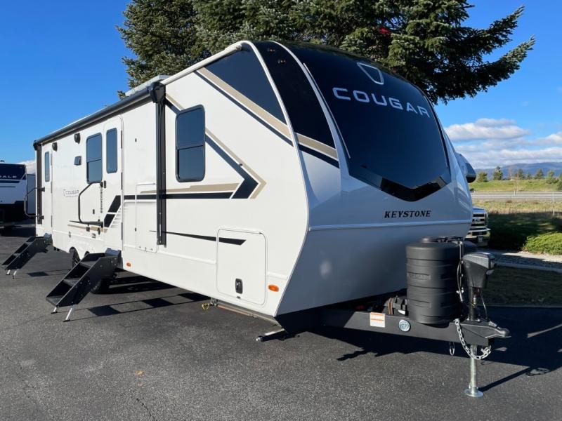 2026 Keystone Cougar Half-Ton (Travel Trailer) 28B, $ 58,201