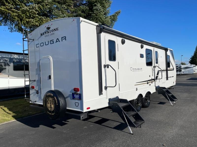 2026 Keystone Cougar Half-Ton (Travel Trailer) 28B, $ 58,201
