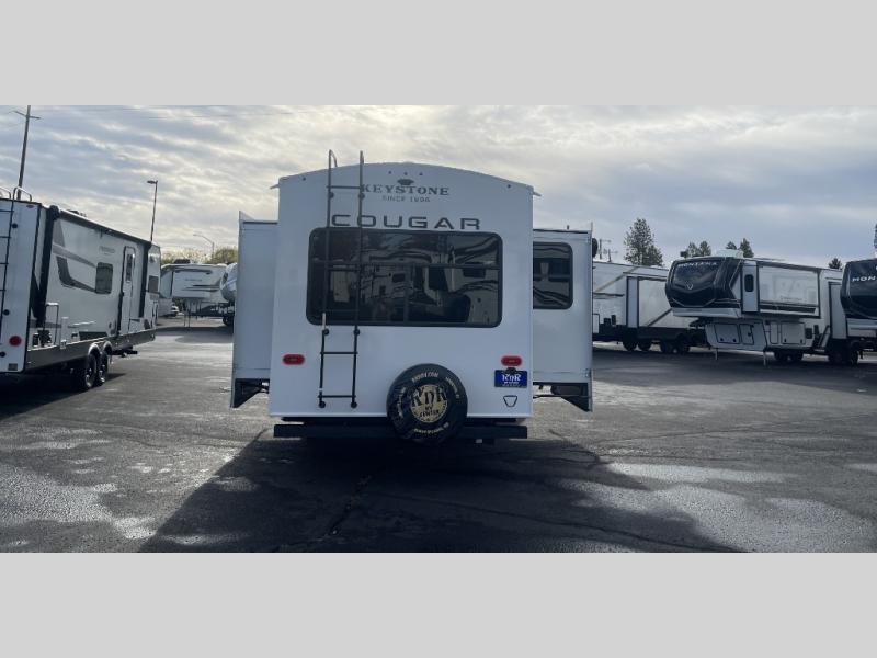 2026 Keystone Cougar Half-Ton (Travel Trailer) 29R, $ 62,865