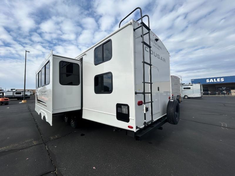 2026 Keystone Cougar Half-Ton (Travel Trailer) 28B, $ 58,170