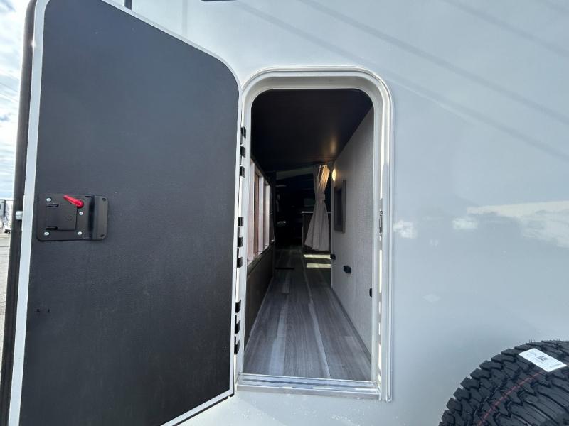 2026 Keystone Cougar Half-Ton (Travel Trailer) 28B, $ 58,170