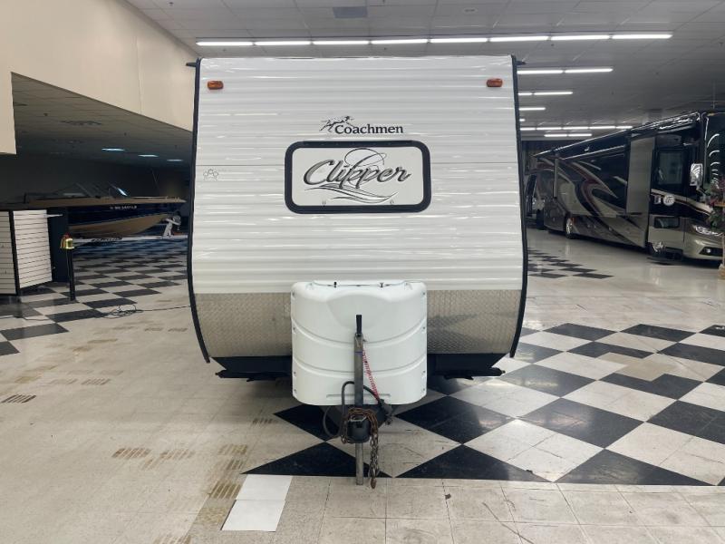 2016 Coachmen Clipper Ultra-Lite 17FQ, $ 16,490
