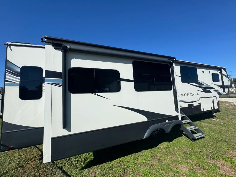 2021 Keystone Montana Mod Maple Ed FW, $ 48,000