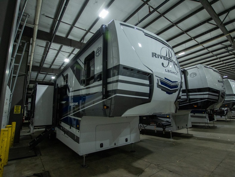 2025 Forest River Riverstone 44DBL, $ 144,990