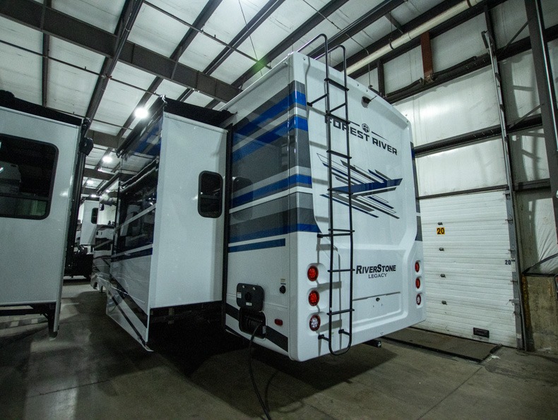 2025 Forest River Riverstone 44DBL, $ 144,990