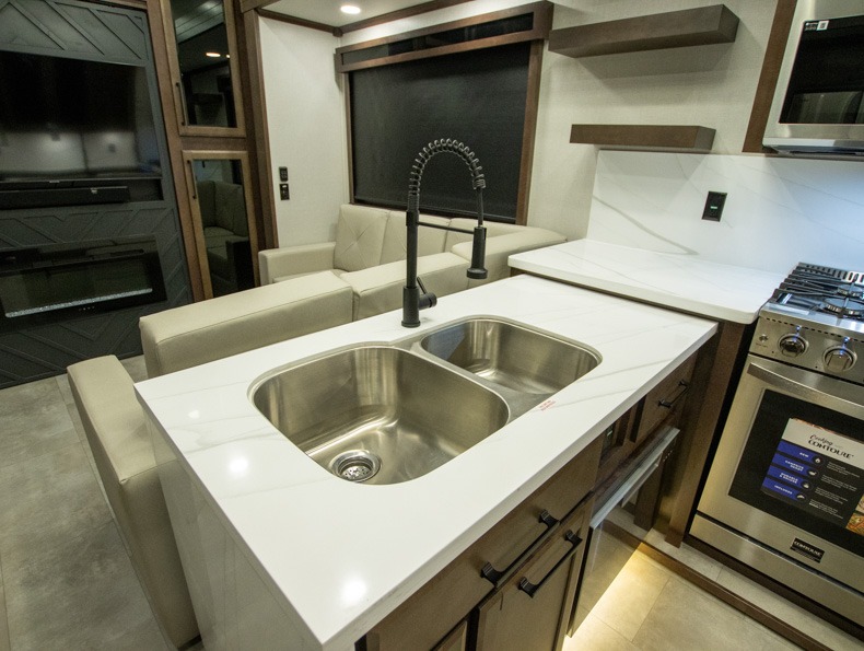 2025 Forest River Riverstone 44DBL, $ 144,990