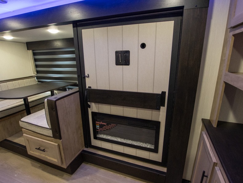 2026 Forest River Cherokee Grey Wolf Travel Traile, $ 27,990