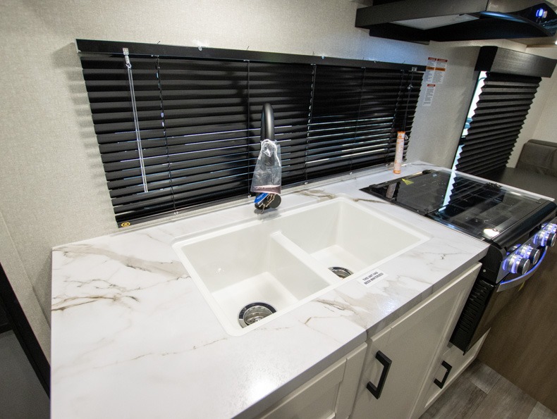 2026 Jayco Jay Flight SLX 210QB, $ 33,006