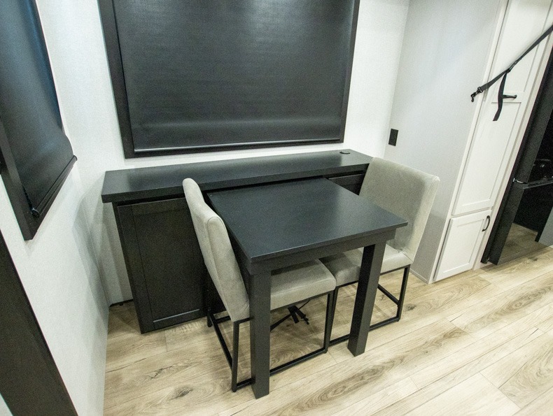 2026 Jayco Seismic 399, $ 139,111