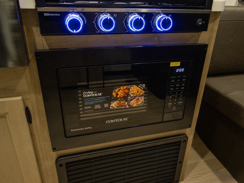 2026 Forest River Cherokee Grey Wolf Black Label T, $ 49,844