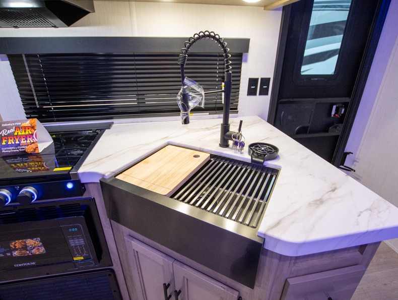 2026 Forest River Cherokee Grey Wolf Travel Traile, $ 50,799