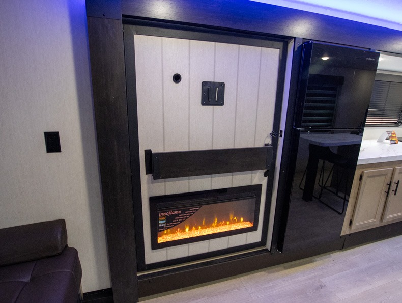 2026 Forest River Cherokee Grey Wolf Travel Traile, $ 49,440