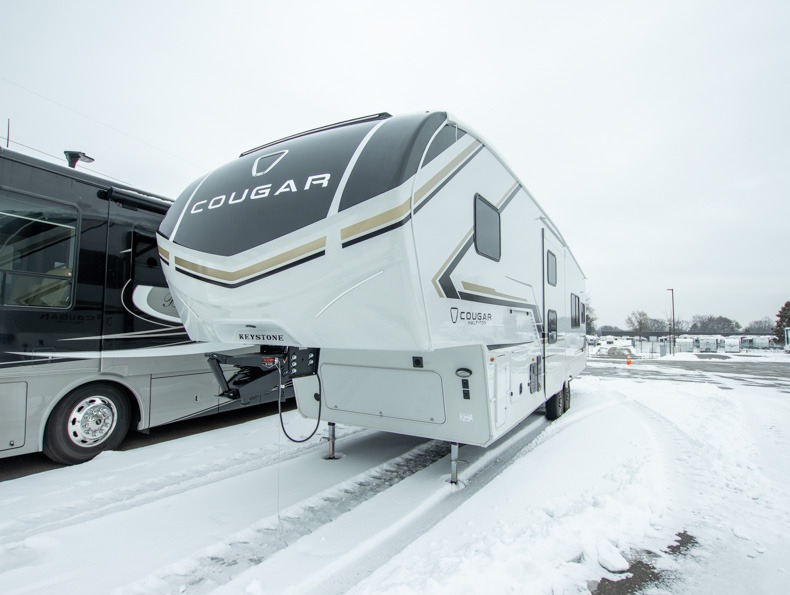 2026 Keystone Cougar Half-Ton (Fifth Wheel) 29MBD, $ 68,169