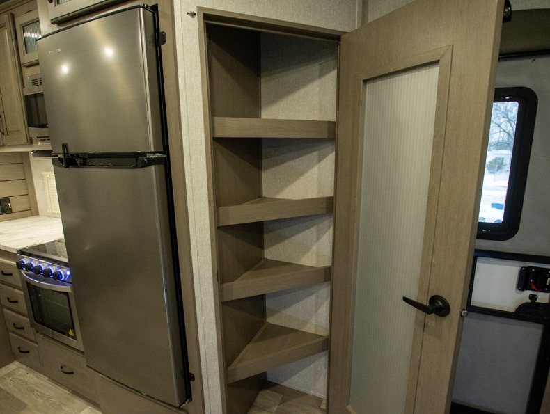 2023 Coachmen Chaparral Lite 25RE, $ 66,645