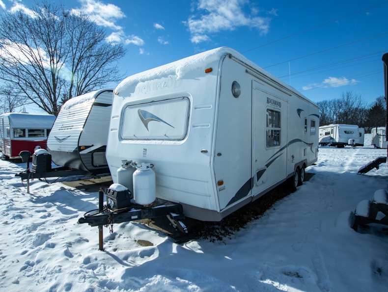 2005 Forest River Rockwood 8272S, $ 0