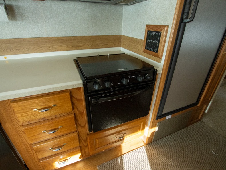 2004 Gulf Stream Crescendo 8356, $ 0