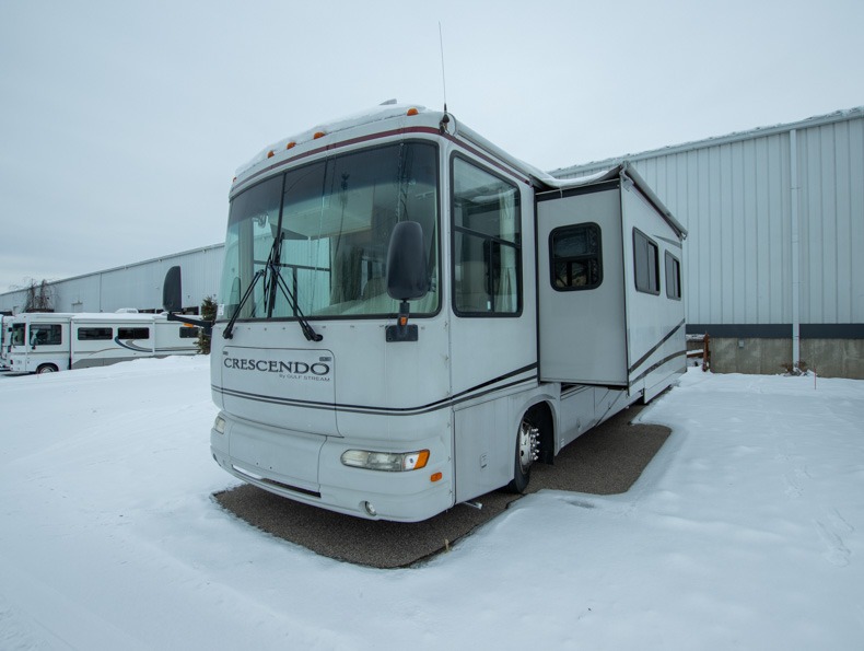 2004 Gulf Stream Crescendo 8356, $ 0