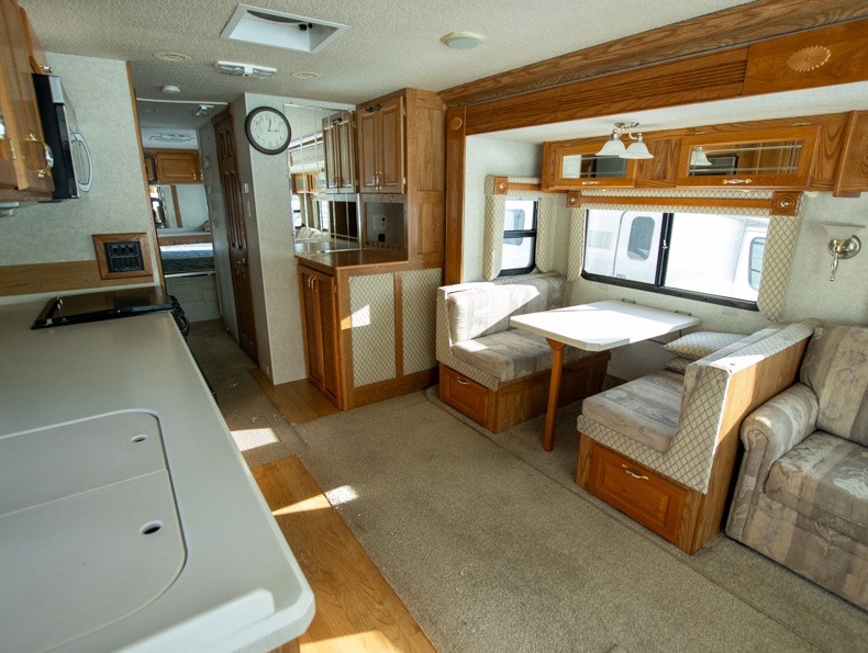 2004 Gulf Stream Crescendo 8356, $ 0