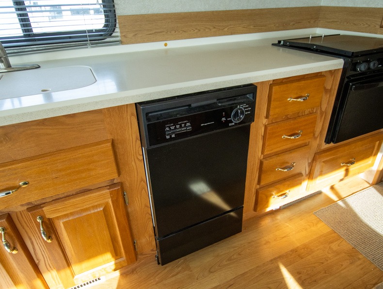 2004 Gulf Stream Crescendo 8356, $ 0