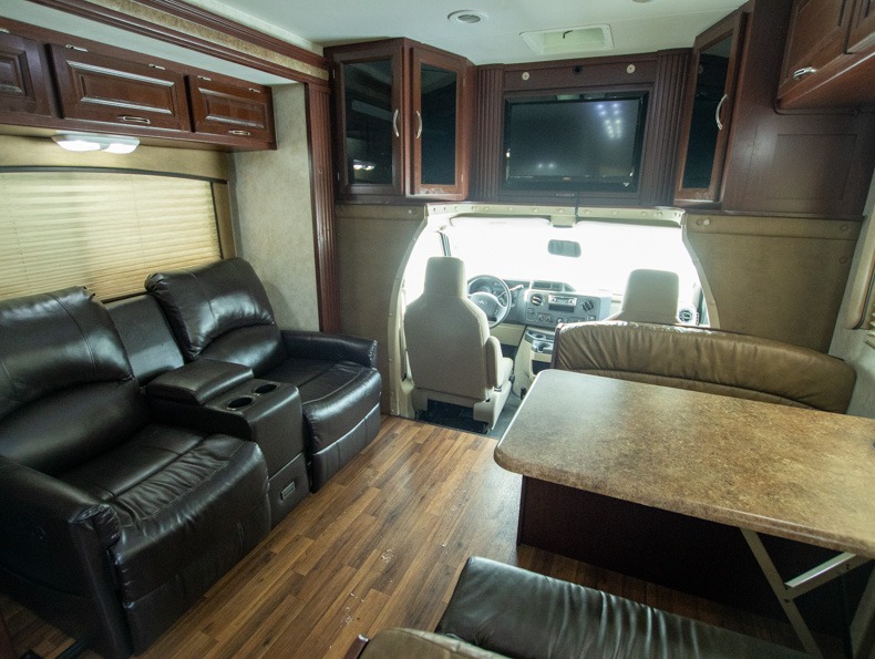 2013 NeXus RV Phantom 32P, $ 0