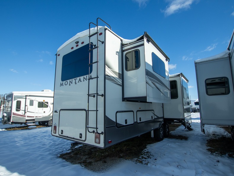 2020 Keystone Montana 3791RD, $ 0