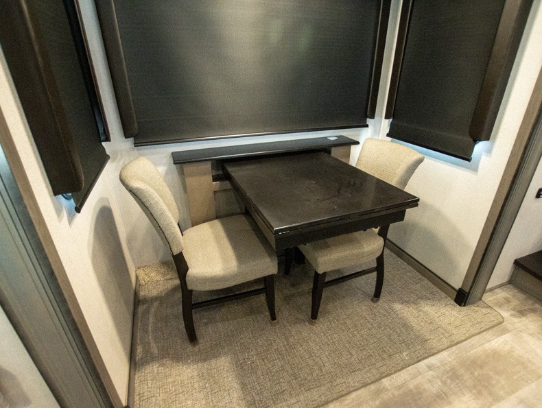 2020 Keystone Montana 3791RD, $ 0