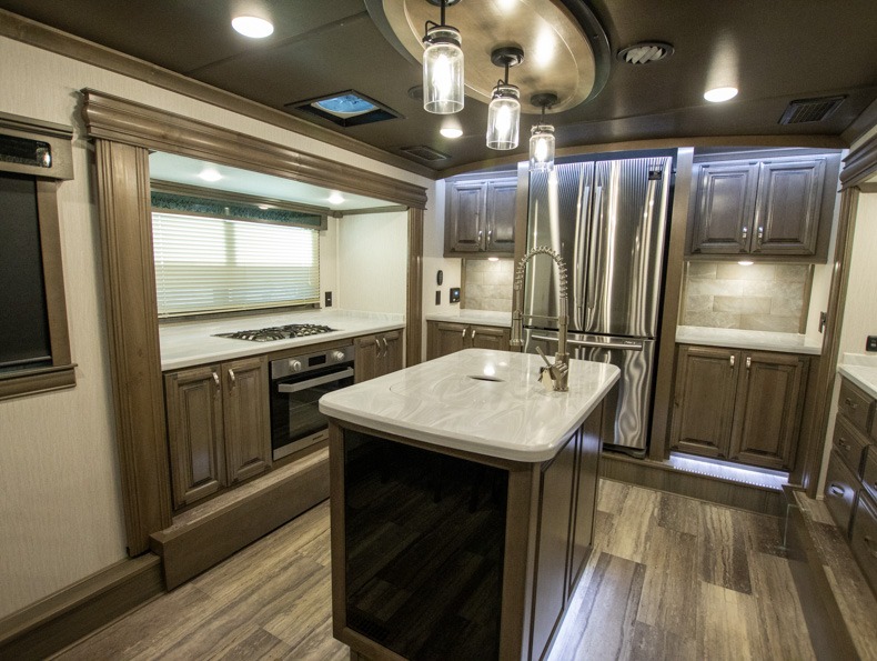 2020 Forest River Riverstone 39FKTH, $ 0