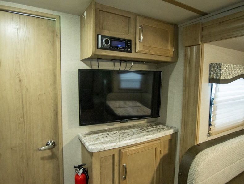 2020 Winnebago Minnie 2201MB, $ 0