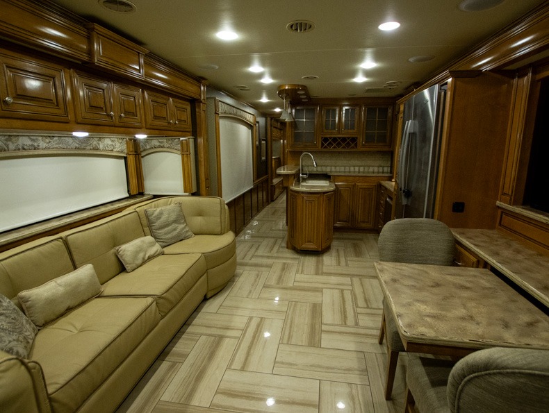 2015 Thor Motor Coach Tuscany 40KQ, $ 0