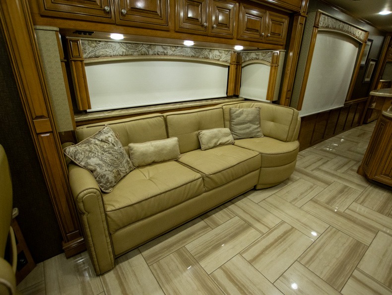 2015 Thor Motor Coach Tuscany 40KQ, $ 0