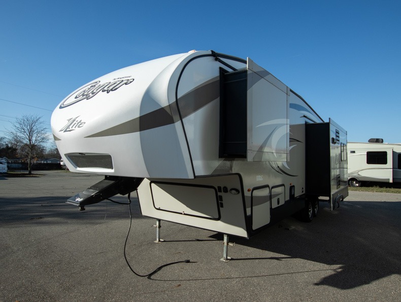 2018 Keystone Cougar Half-Ton (East) 28SGS, $ 0