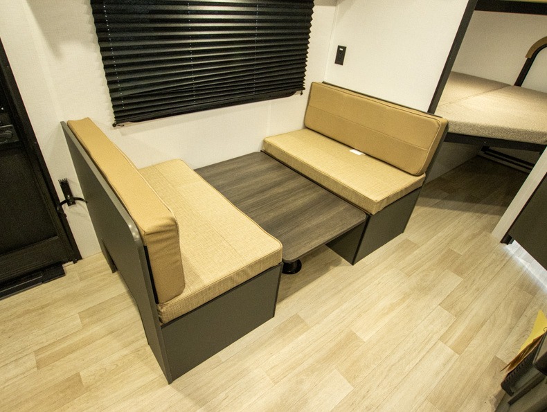 2026 Keystone Bullet Classic 21BHC, $ 0