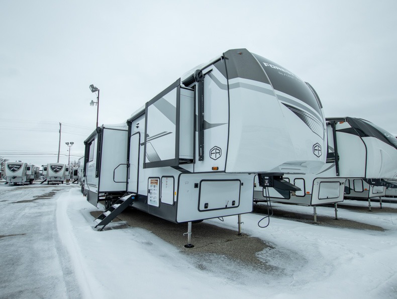 2026 Forest River Sandpiper 3710HBFB, $ 0