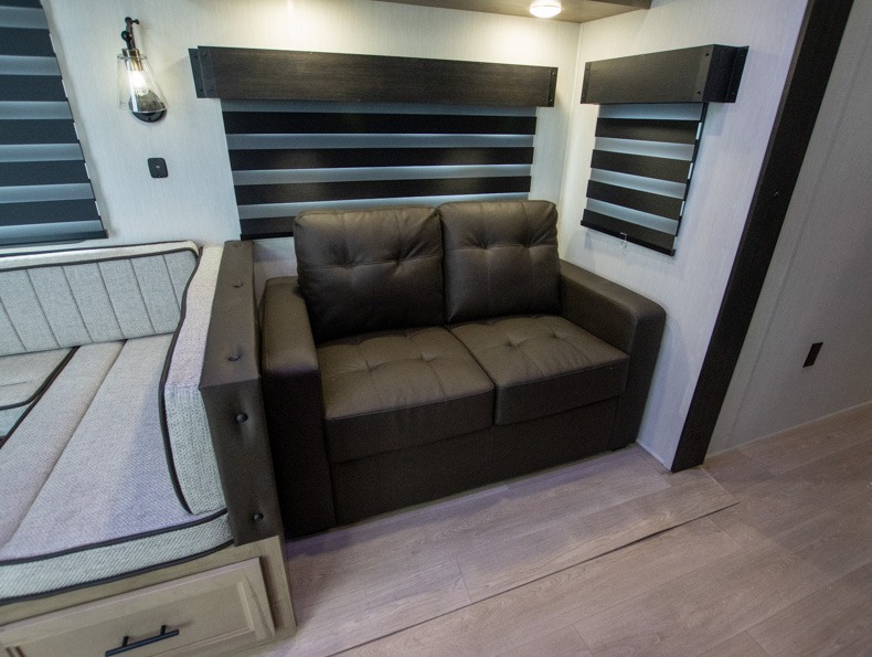 2026 Forest River Cherokee Timberwolf 39DC, $ 0